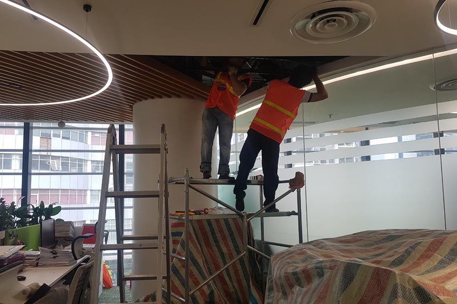 IMT bảo dưỡng dàn lạnh nhà máy trụ sở Viettel