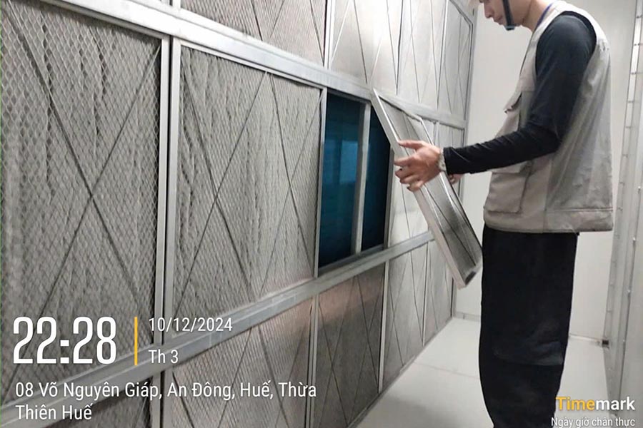 IMT bảo dưỡng hệ thống điều hòa trung tâm Aeon Mall Huế